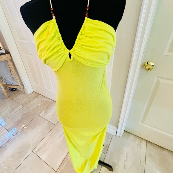 Free People Yellow Dress.. NWT. Halter, adjustable around cup size. - Picture 2 of 10